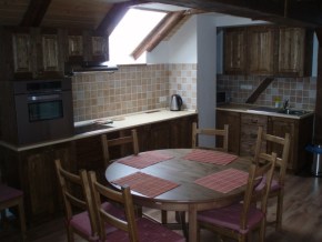červený apartmán, ubytování chalupa continental ostružná