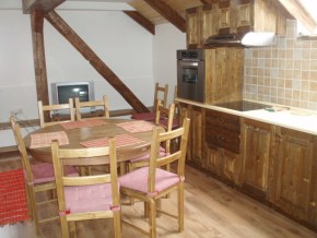 červený apartmán, ubytování chalupa continental ostružná